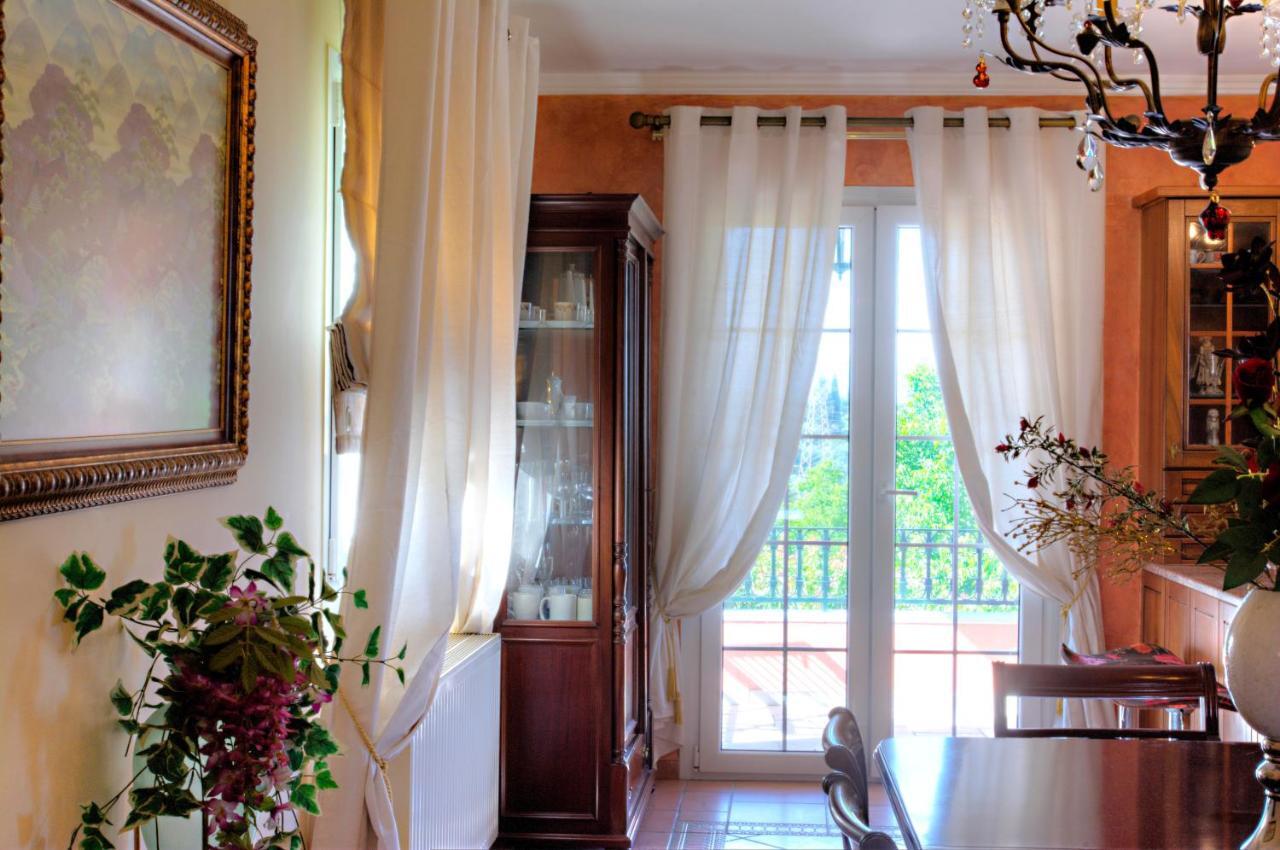 The Red Bougainvillea Apartments Kanálion المظهر الخارجي الصورة